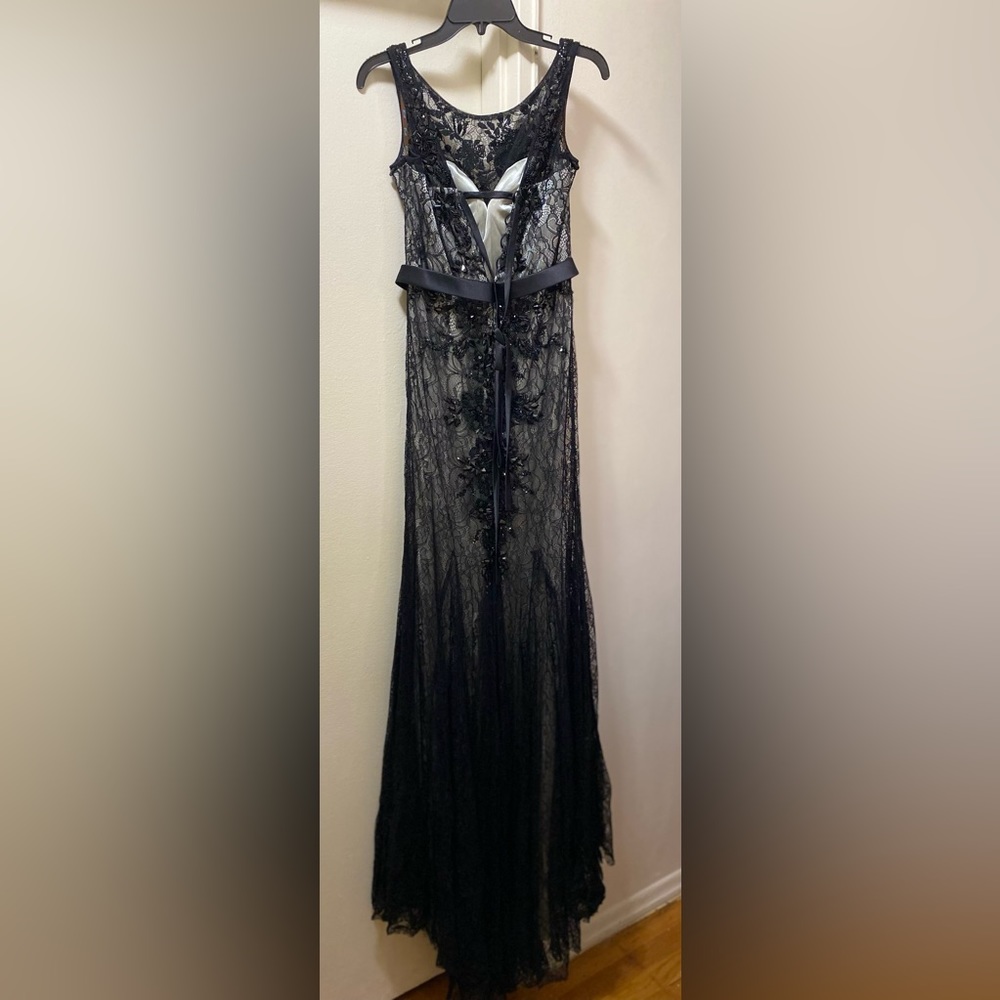 Beautiful black/silver lace dress. Mermaid cut.